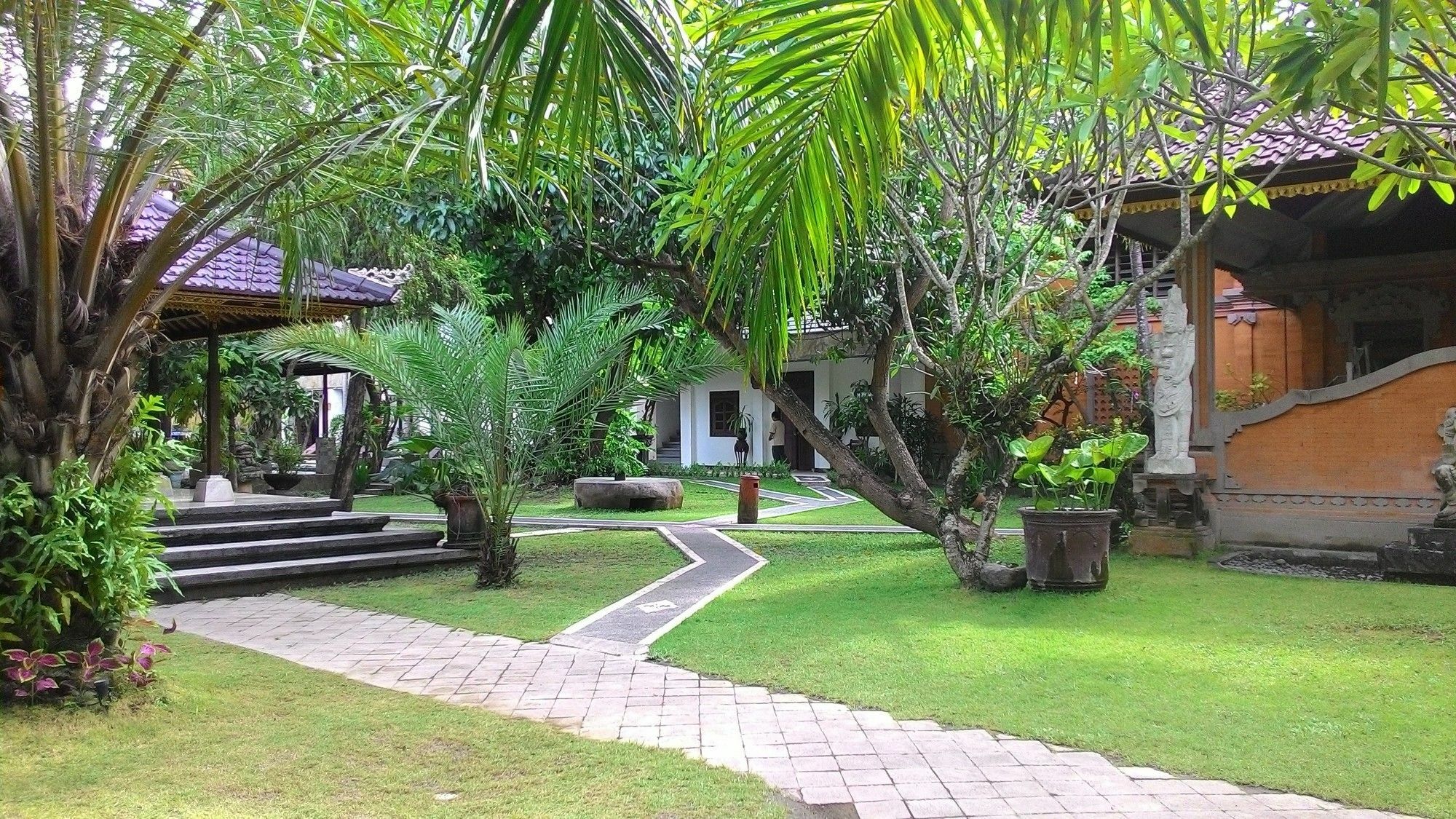 Puri Maharani Boutique Hotel Denpasar Exterior foto